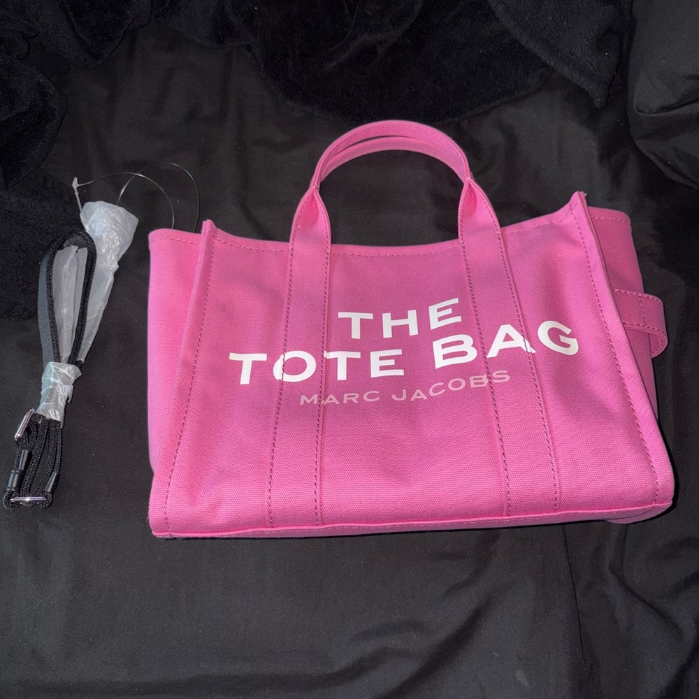 AUTHENTIC MEDIUM Marc Jacobs Pink Canvas Tote Bag